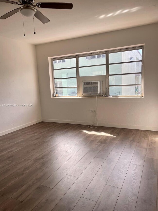 Primary Photo - 740 SW 7th St