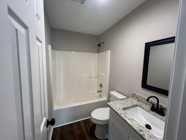 Building Photo - 23 Brandon Ridge