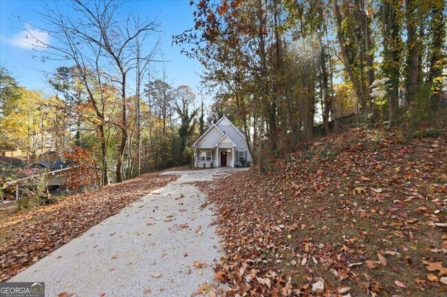 Building Photo - 2515 Lakeview Trail