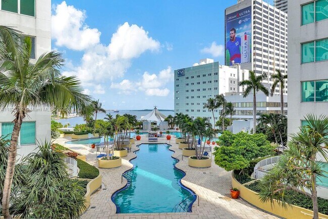 Building Photo - 244 Biscayne Blvd