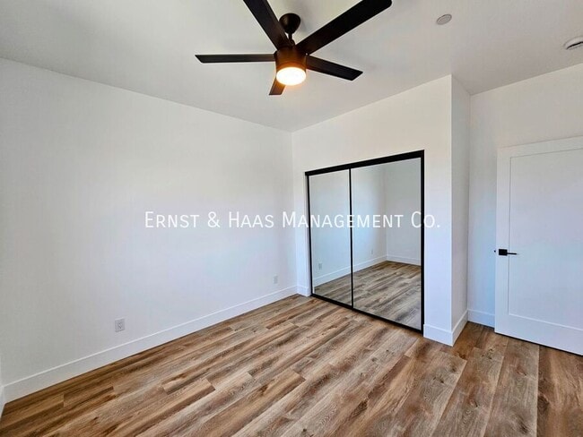 Building Photo - 5016 N Bentree Cir