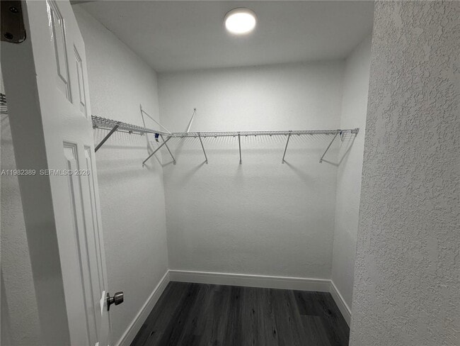 Building Photo - 7155 W 2nd Way