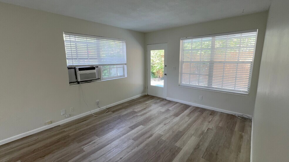 Living Room - 217 SW 11th Ct