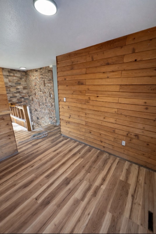 Building Photo - 203 University Dr