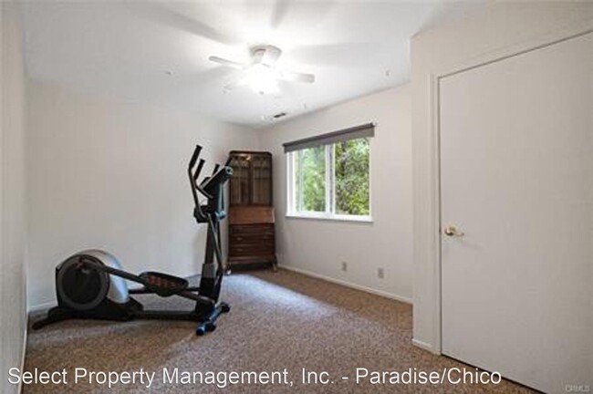 Building Photo - 3 br, 2 bath House - 4702 Hartley Drive