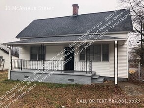 Building Photo - 11 McArthur St