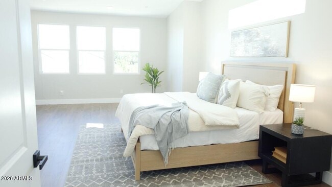 Building Photo - 840 W Pecos Rd