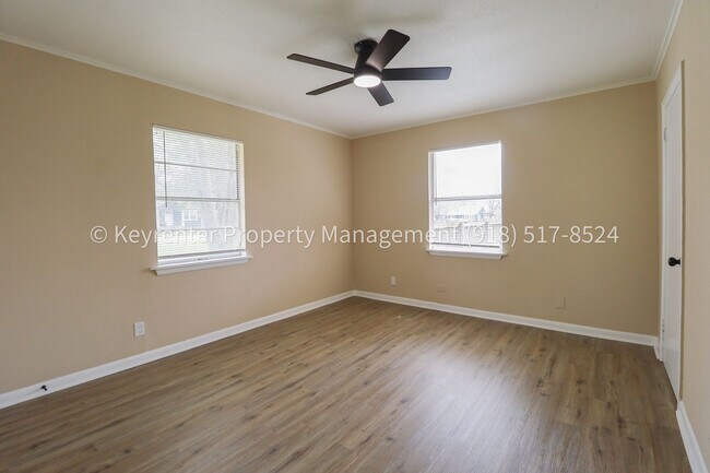 Building Photo - 3 Bed | 2.5 Bath in Oologah!