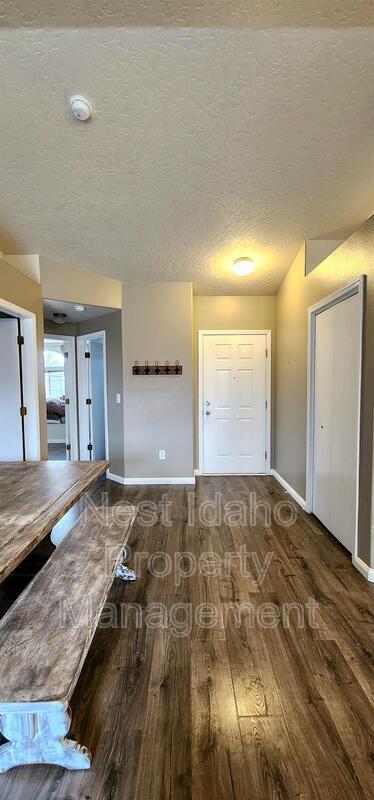 Building Photo - 3654 E Wormwood Ct