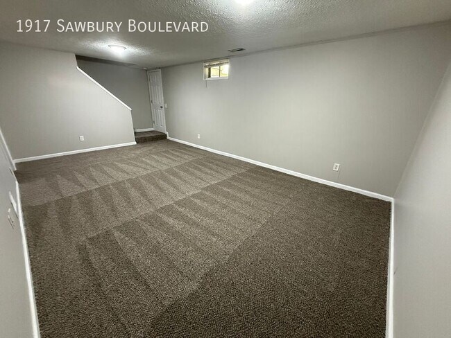 Building Photo - 1917 Sawbury Blvd