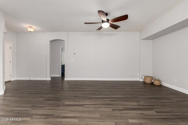 Building Photo - 15118 N 138th Ln