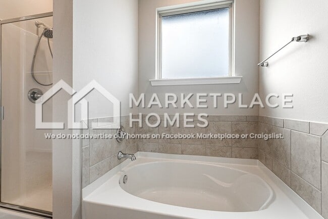 Building Photo - 4377 Marais River Dr