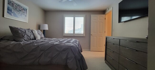 Building Photo - 547 Neff Rd