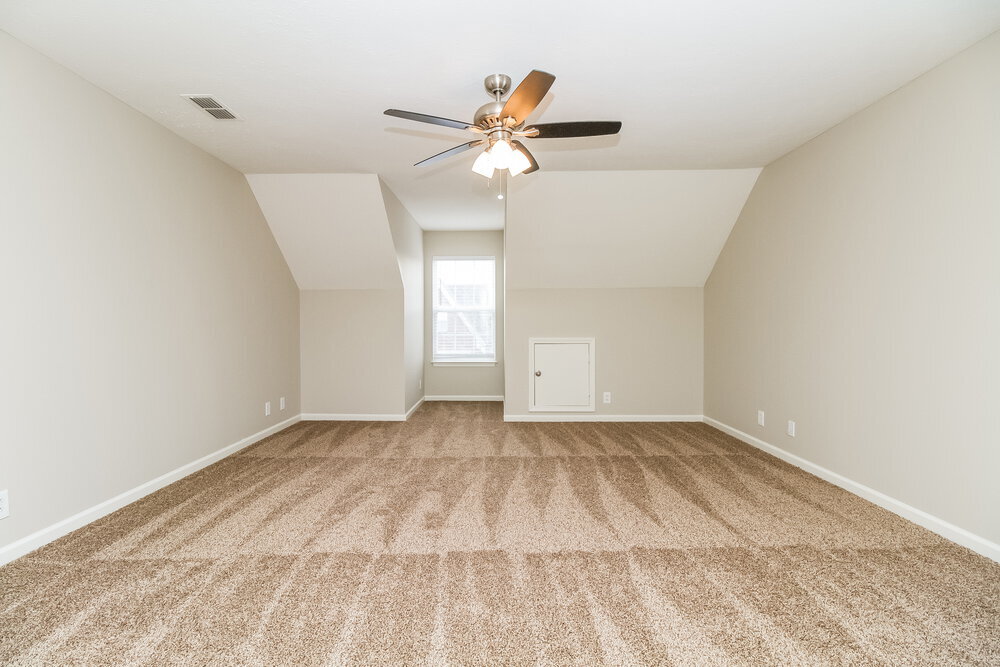 Building Photo - 843 Kanatak Ln