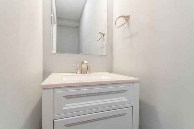 Building Photo - Gorgeous ~ Spacious ~ Brand New 3 Bedroom ...