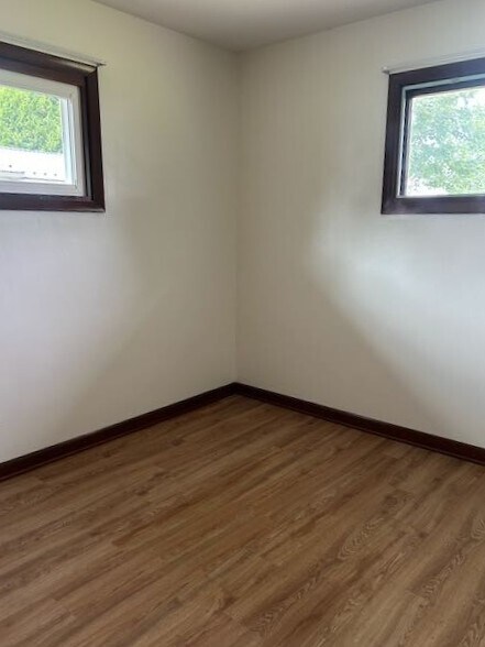 Building Photo - 10077 Red Maple Ln