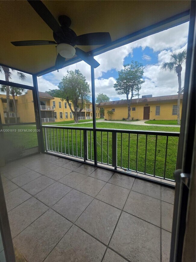 Building Photo - 13700 SW 62nd St