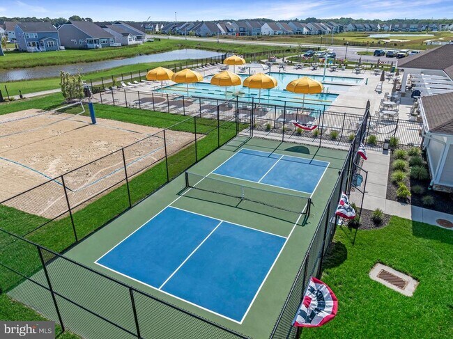 Building Photo - 36046 Auburn Wy