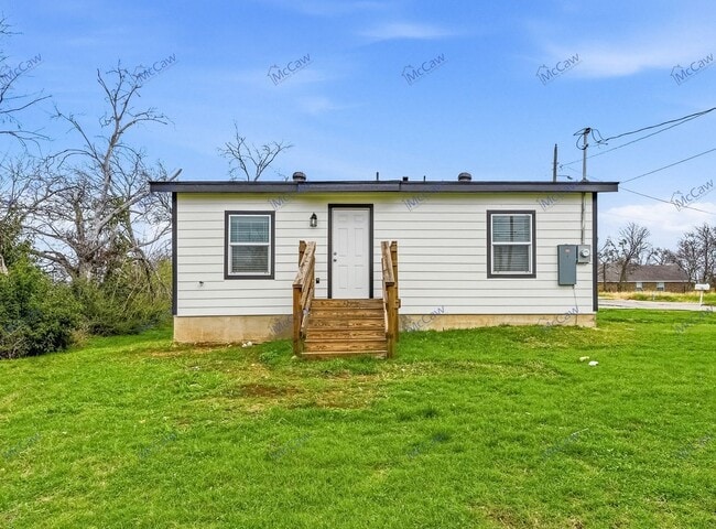 Building Photo - 5901 Farnsworth Ave