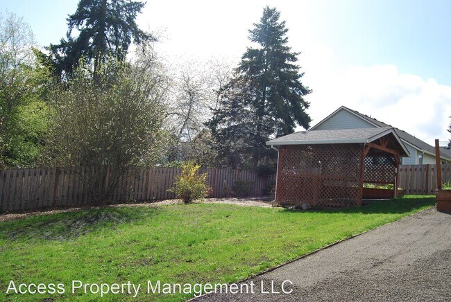 Building Photo - 3 br, 2 bath House - 538 8th Pl