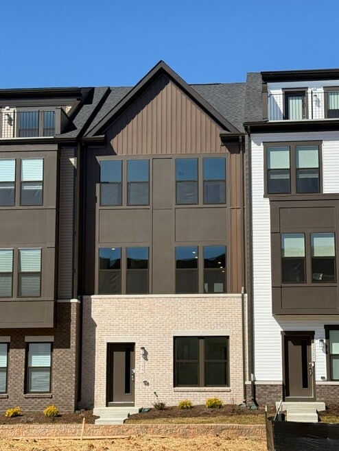 Building Photo - 1309 Bracken Ln