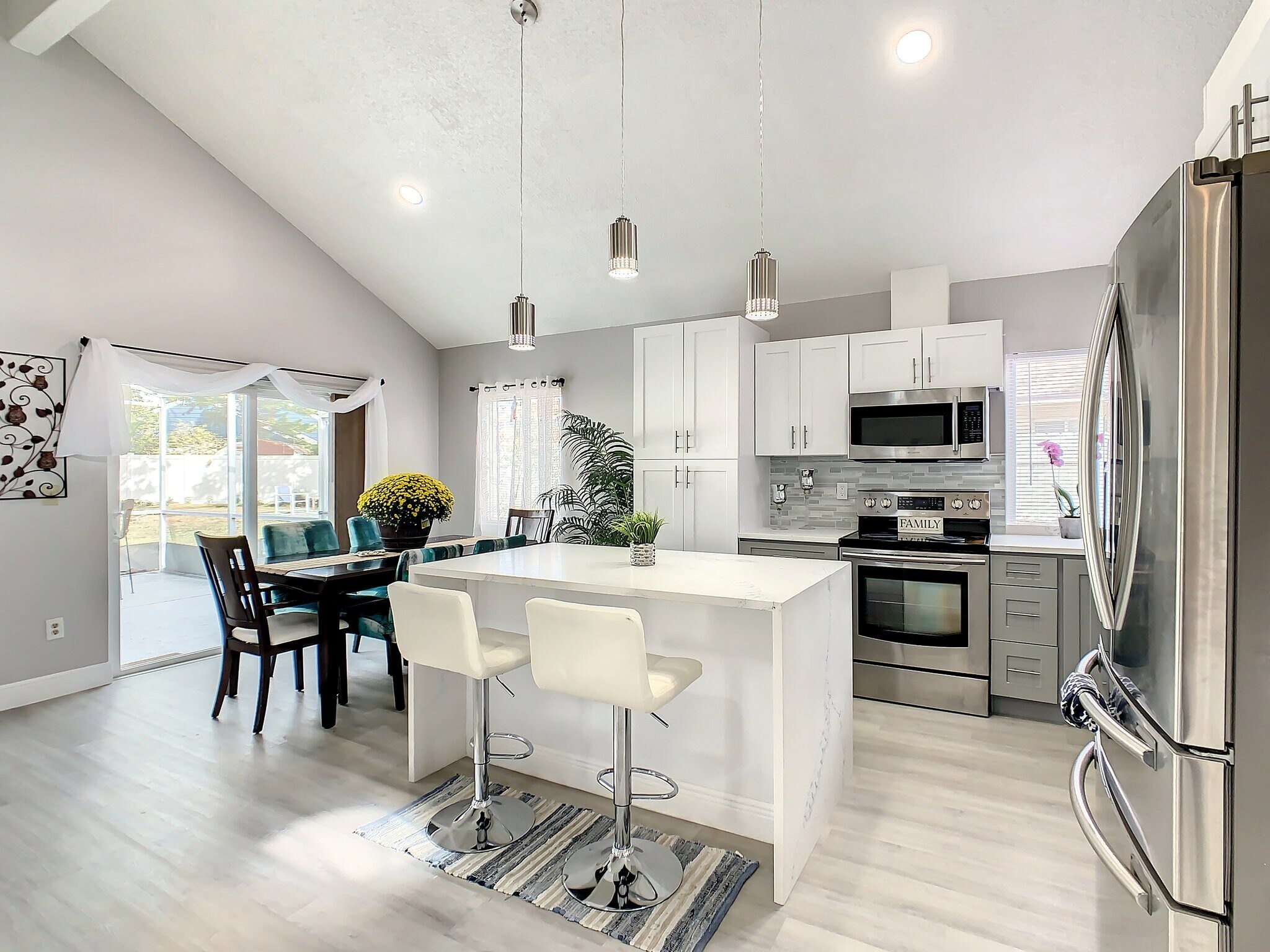 Building Photo - 4840 Kingston Cir