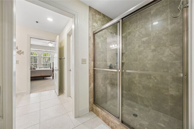 Building Photo - 150 Salt Air Dr