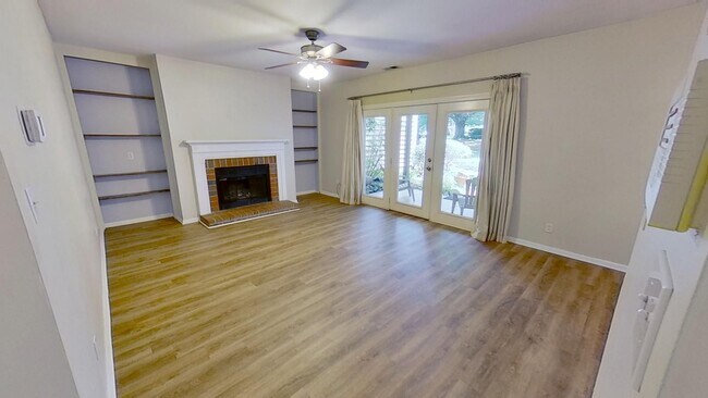 Building Photo - 3200 Selwyn Farms Ln