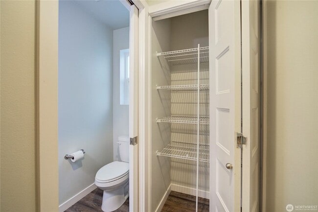 Building Photo - 3Bd/2.5Ba Kirkland Townhouse