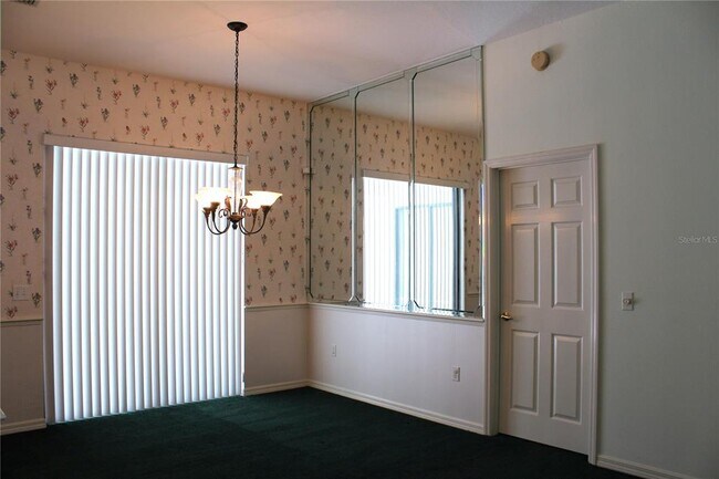 Building Photo - 2228 Lake Holloway Blvd