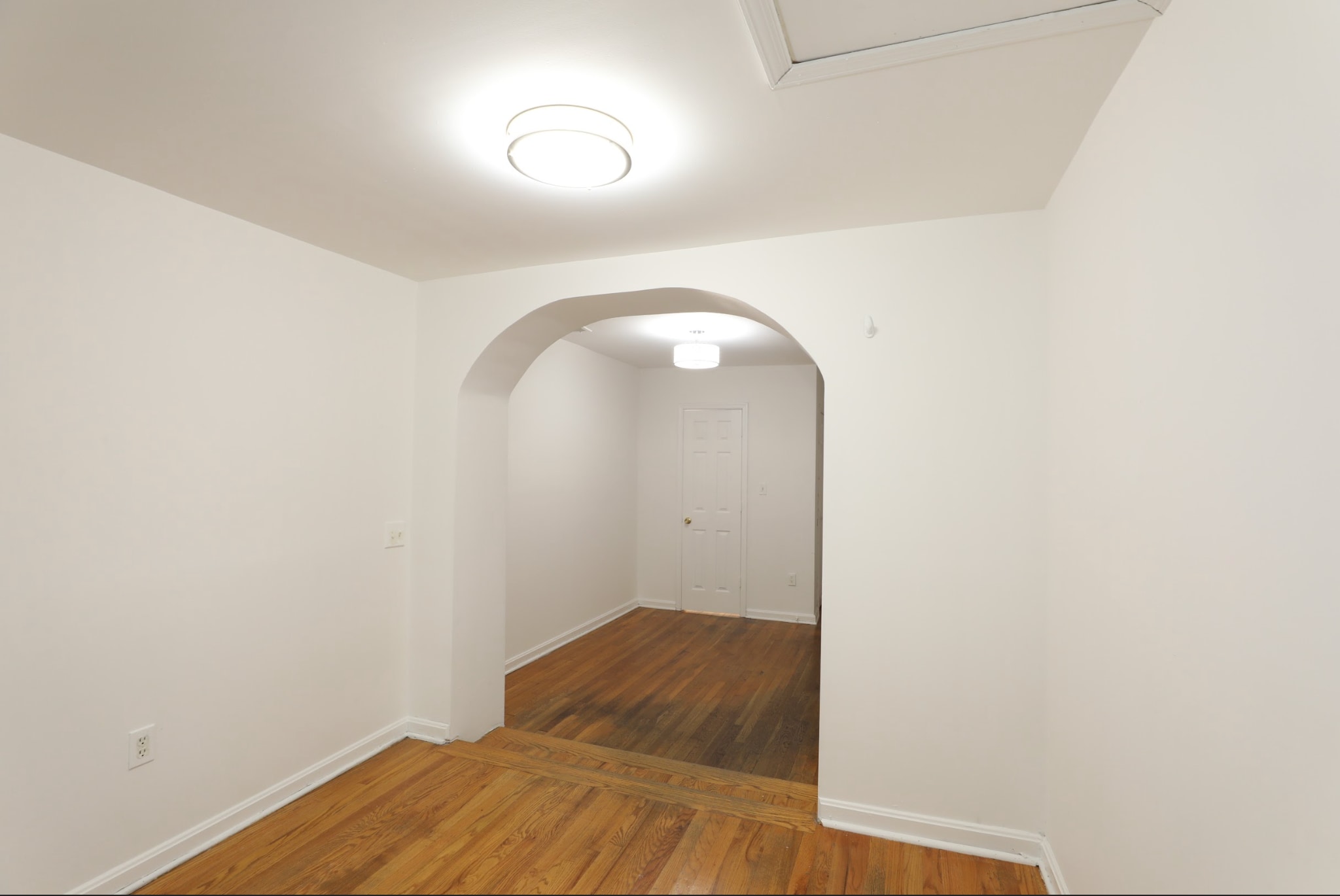 Building Photo - 1305 Orren St NE