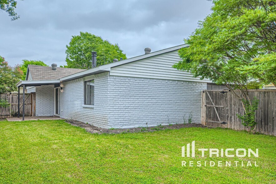 Building Photo - 11662 Kilkirk Ln