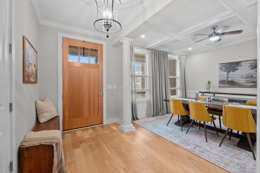 Building Photo - 1136 Secretariat Dr