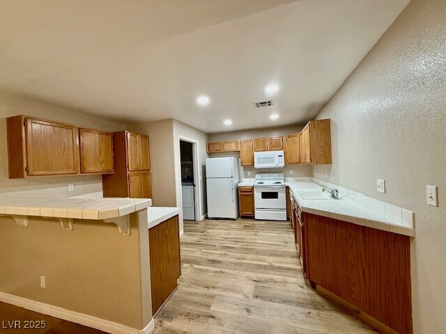 Building Photo - 3676 Renovah St