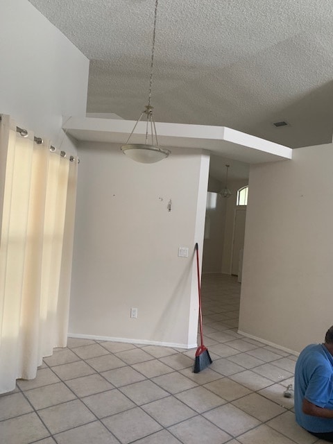 Building Photo - 9306 Exposition Dr