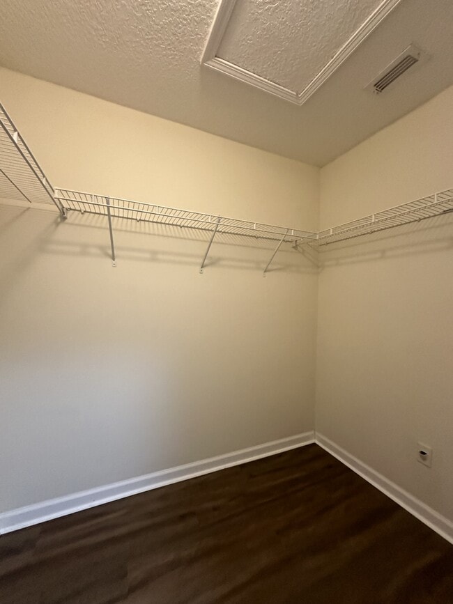 Building Photo - 5204 Comfort Ct