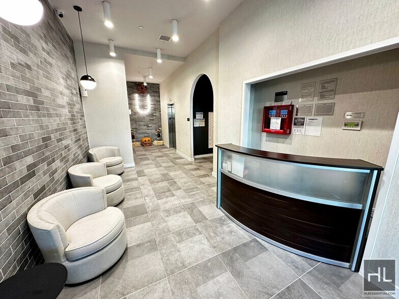 Building Photo - NORTHERN BOULEVARD