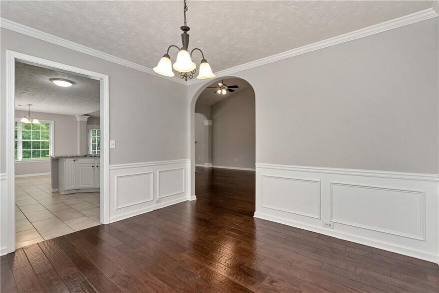 Building Photo - 1480 Ridgemill Terrace NE