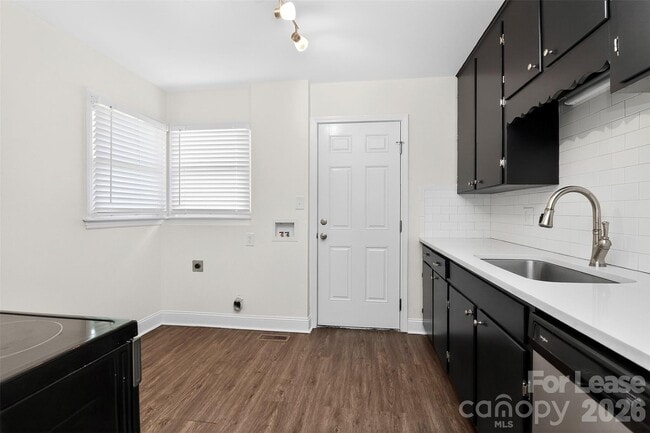 Building Photo - 3441 Commonwealth Ave