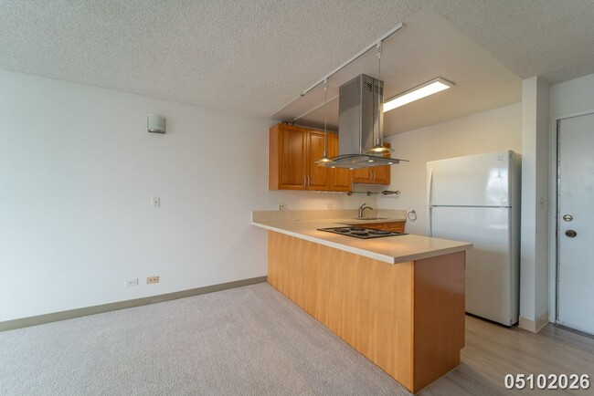Building Photo - $2,100 | 1br/1ba Condominium in Harbour Ridge (ALL UTILITIES INCLUDED)