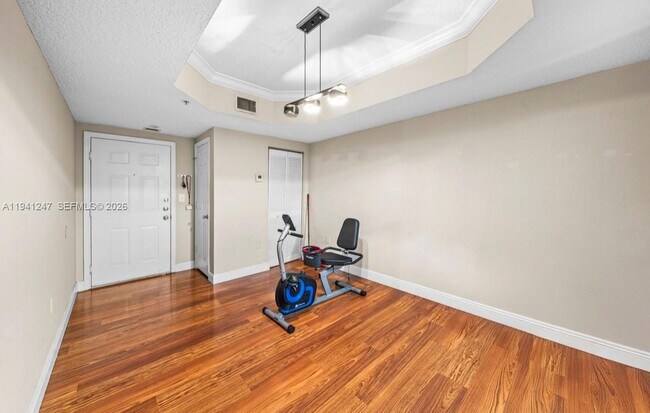 Building Photo - 231 SW 116th Ave