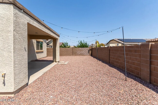 Building Photo - 17127 W Alice Ave