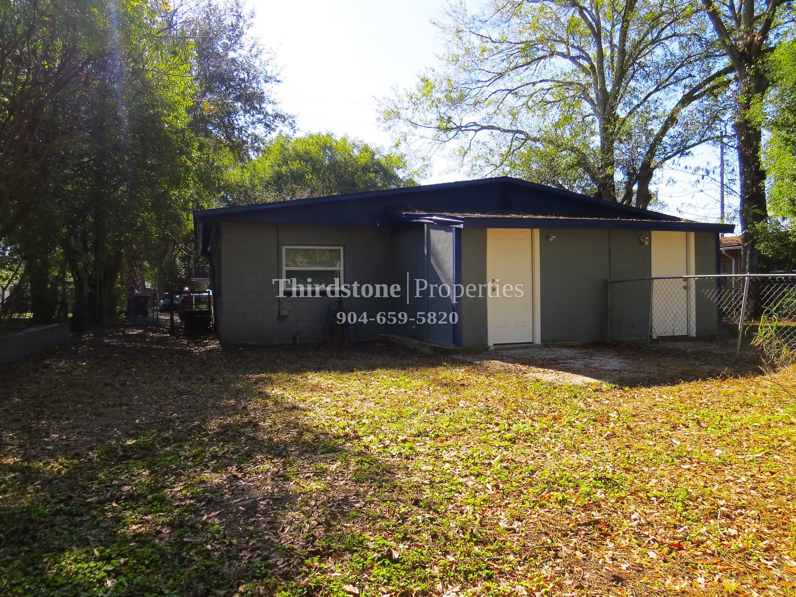 Building Photo - 2837 W 6th St