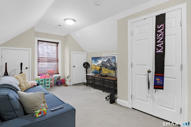 Building Photo - 59 Liberty St