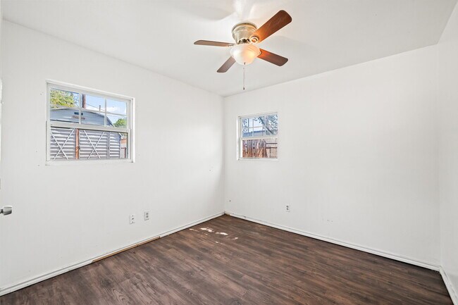 Building Photo - Cute Two Bedroom House, Minutes from TTU &...