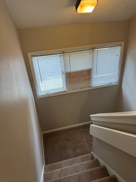 Building Photo - 334 Shenandoah Cir