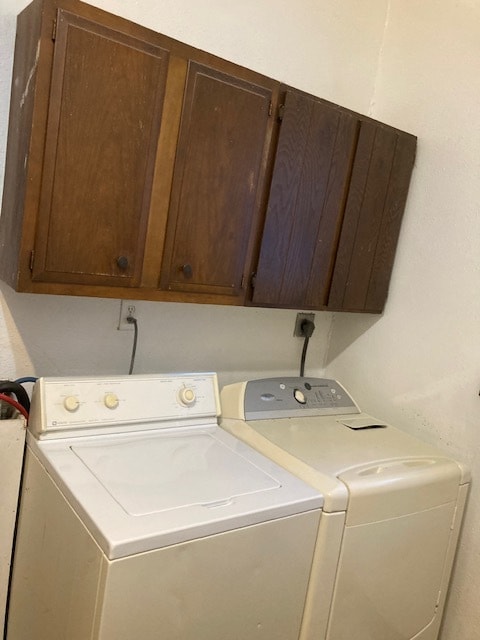 bath - laundry - 907 Clinton St