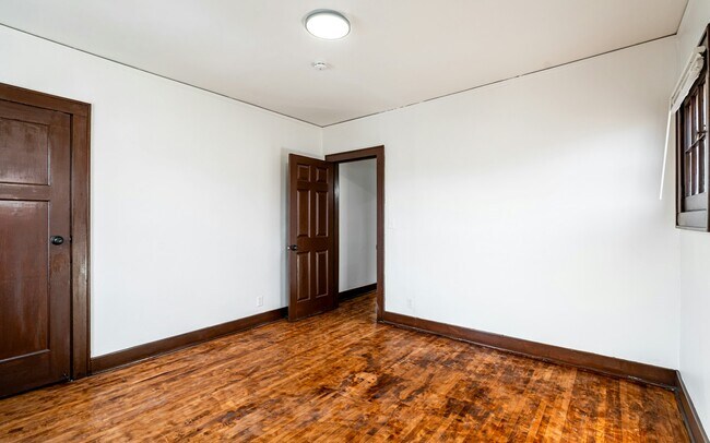 Building Photo - 2548 N 38th St