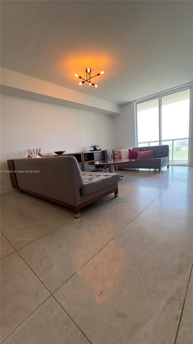 Building Photo - 50 Biscayne Blvd