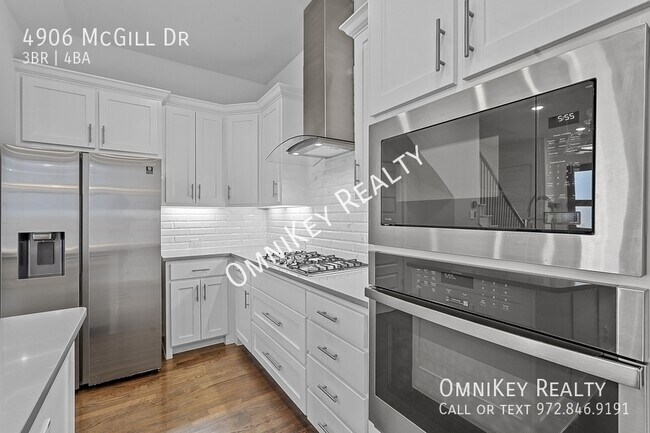 Building Photo - 4906 McGill Dr.